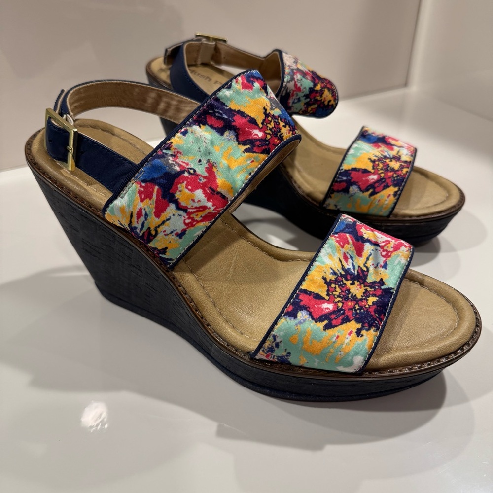 Hush Puppies Women's Cores Sling Multi Print Wedge Sandal 8.5